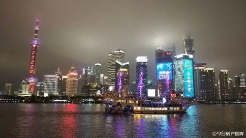 深圳打雷最新爆料,暴雨倾盆,多地瞬间变“水城”